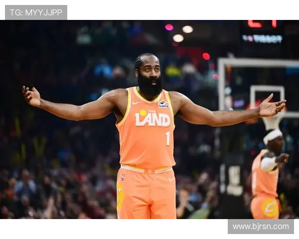 哈登挡拆助攻增20% 拉开与保罗无球威胁差距